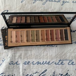 Charlotte Tilbury Smokey Eyes Are Forever eyeshadow palette
